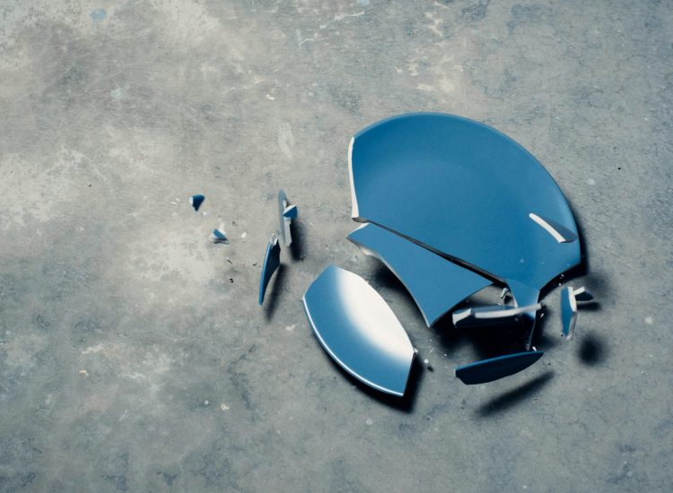 Broken Plate